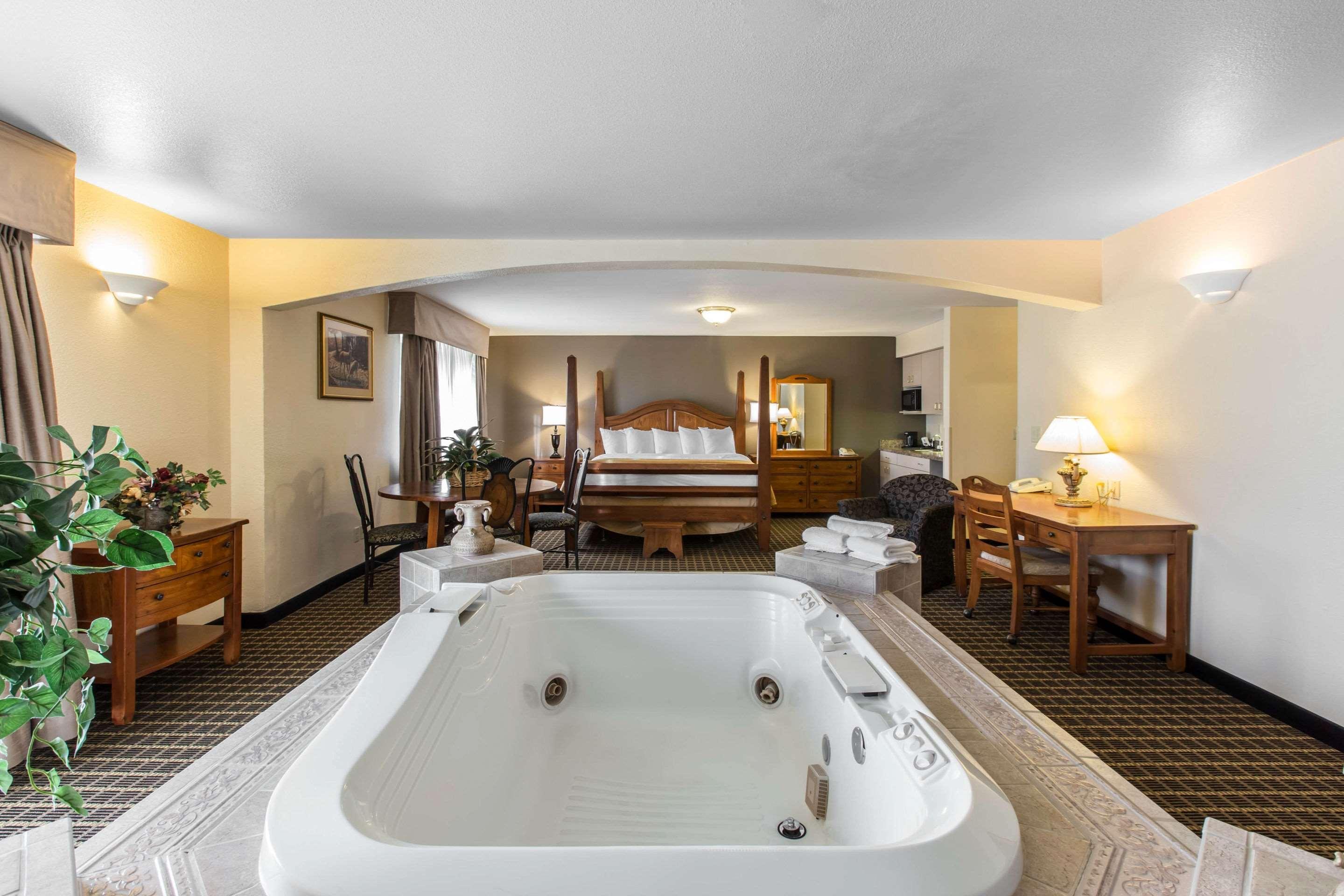 Quality Inn And Suites Silverthorne - Copper Mountain Esterno foto